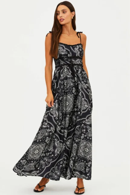 Shop Levi Maxi Dress Bandana Black featuring a sleek black design, flattering fit, and comfortable maxi length perfect for casual and everyday wear.